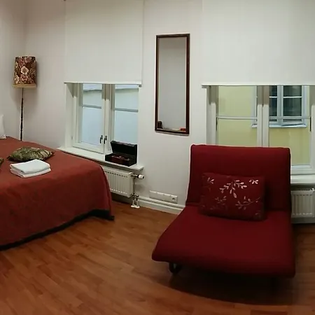 & - Old Town Гостьовий будинок 2*