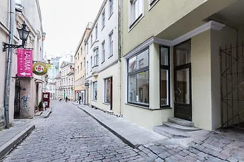 Pensionat & - Old Town 2*
