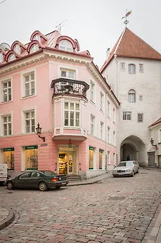 Pensionat & - Old Town 2*